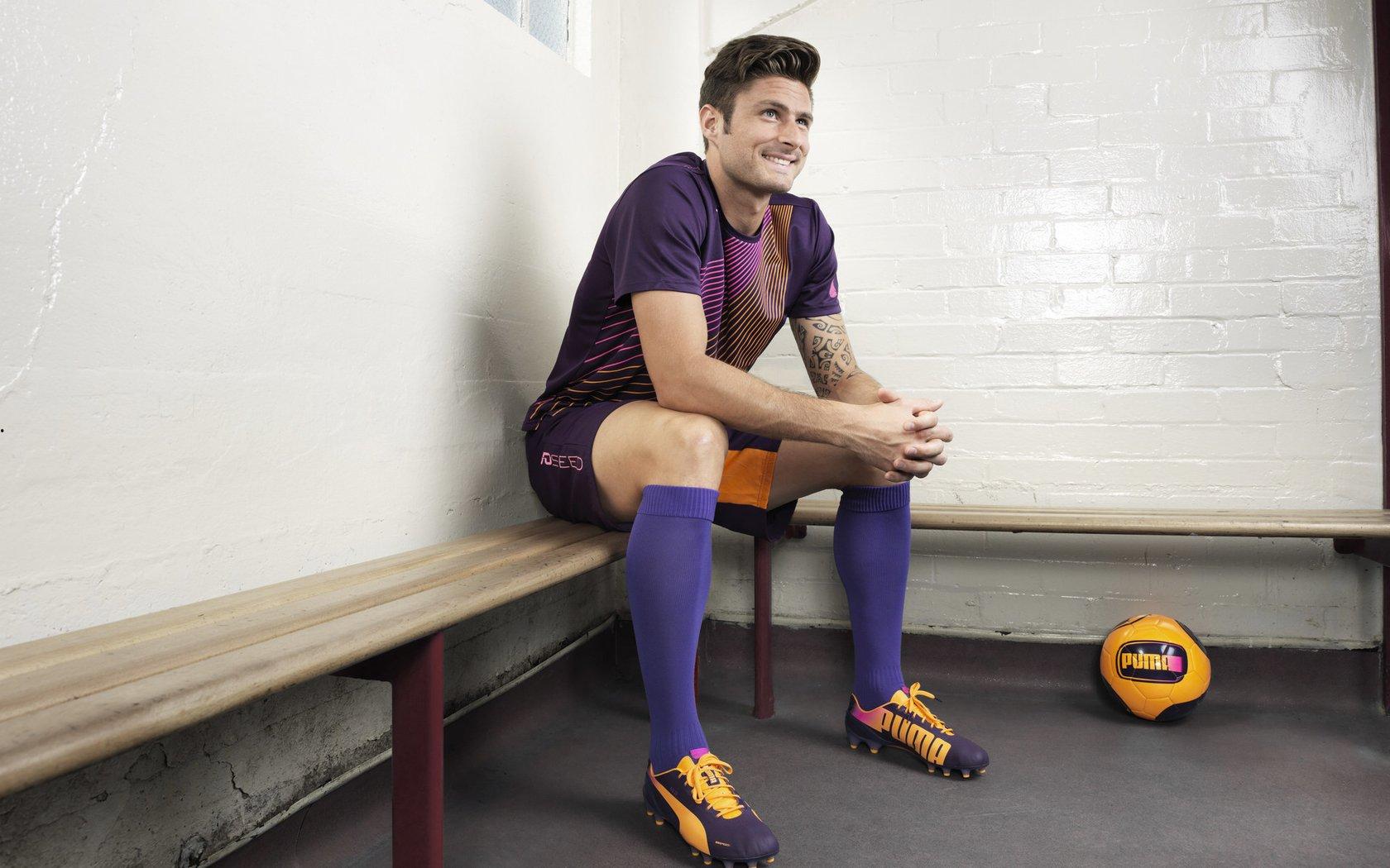 中超保级混战白热化，深圳南通深陷泥潭，悬念或持续至收官战