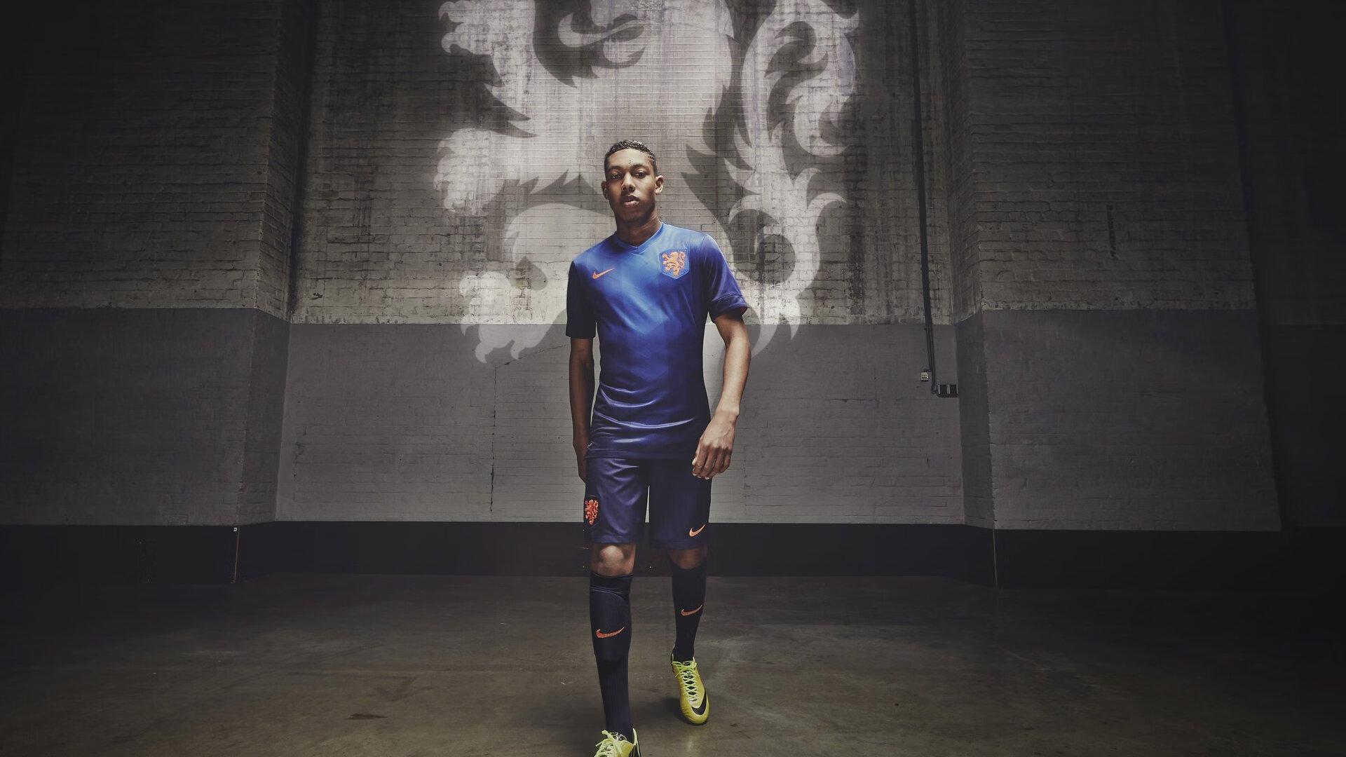 杨黔东独造四球闪耀全场,U16国足九球横扫马尔代夫迎亚预赛开门红