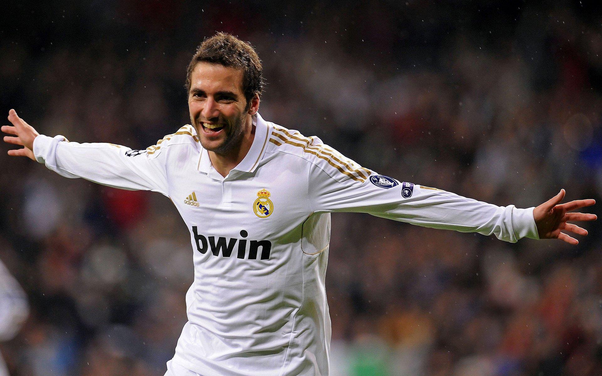 洛塞尔索接安东尼精妙传中破门，皇家社会主场力克强敌展现进攻美学